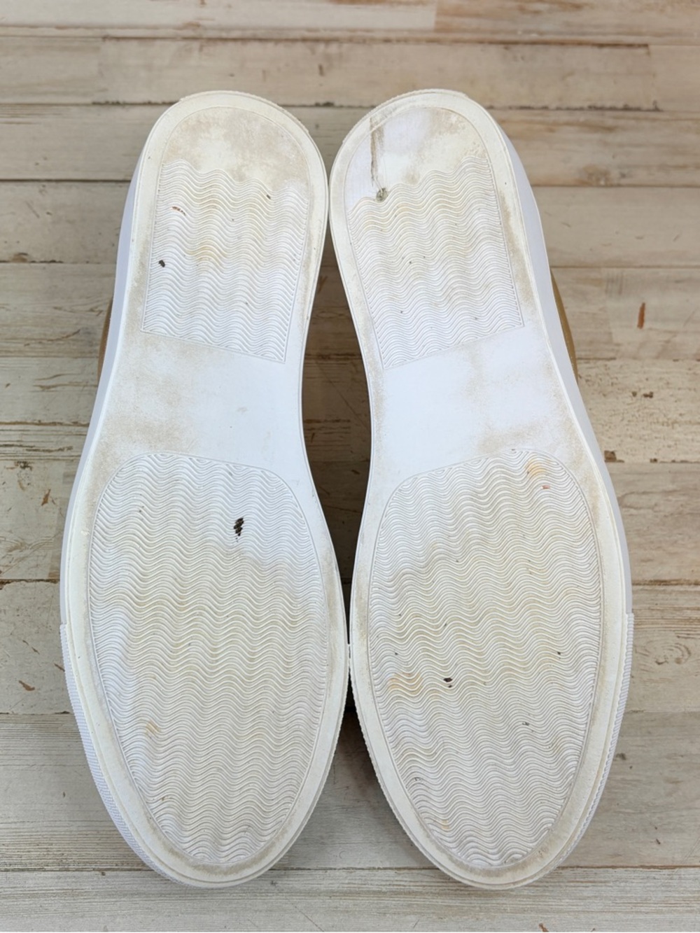 Lilly Pulitzer Hallie Casual Leather Sneakers Women’s 9.5 Metallic Gold White - Picture 10 of 12